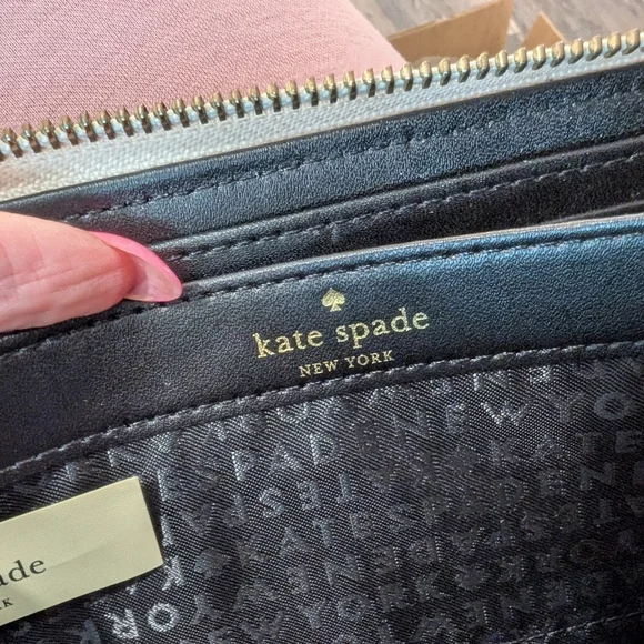 Kate Spade White and Black Wallet - Picture 6 of 7